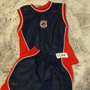 Nike Baby Chicago Cubs Outfit (Size: 18mo.)